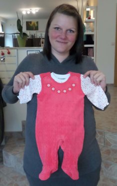 Jacky 019 235x373 - Babykleidung von Jacky